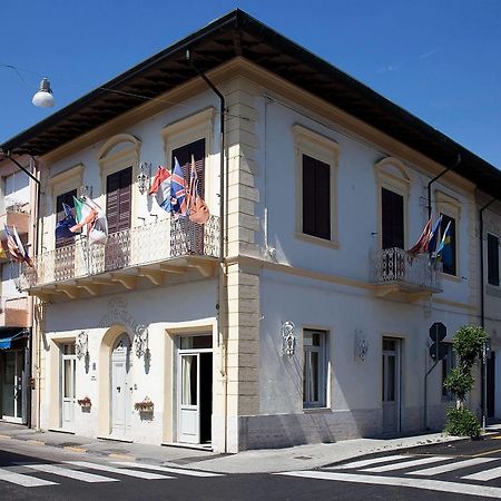 Hotel La Petite Maison Viareggio Exteriér fotografie